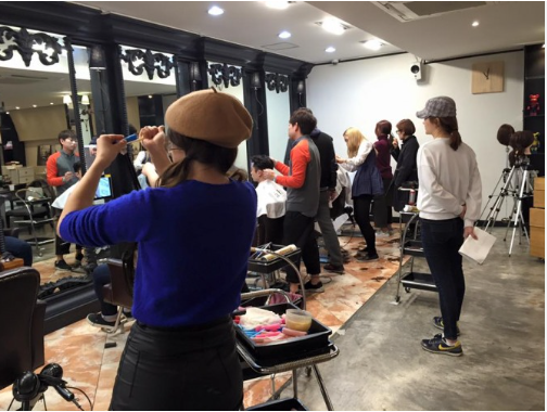 A Salon That Offers the Best of Both Worlds: Full Salon Gangnam post thumbnail image