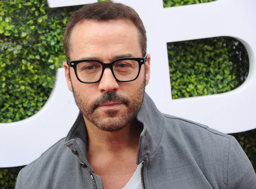 Jeremy Piven: Beyond the Glitz and Glamour post thumbnail image