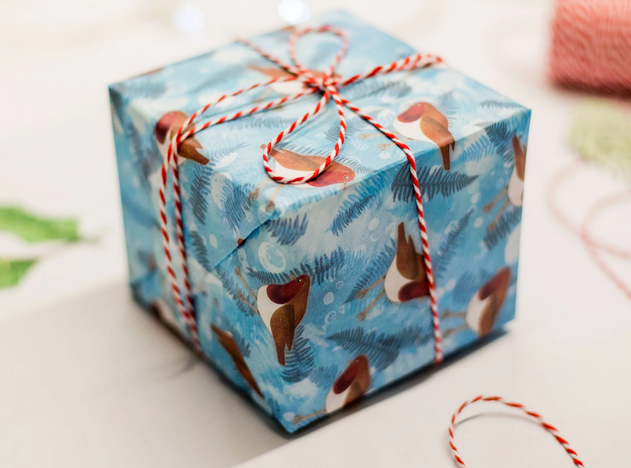 Uniquely Yours: The Magic of Personalised Wrapping Paper post thumbnail image