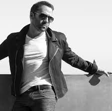 The Journey of Jeremy Piven: From Stage to Screen post thumbnail image